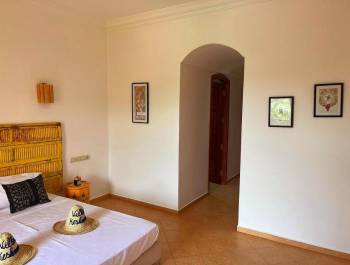 Queen Room with Balcony8