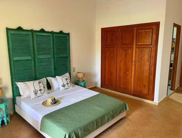Queen Room with Pool View